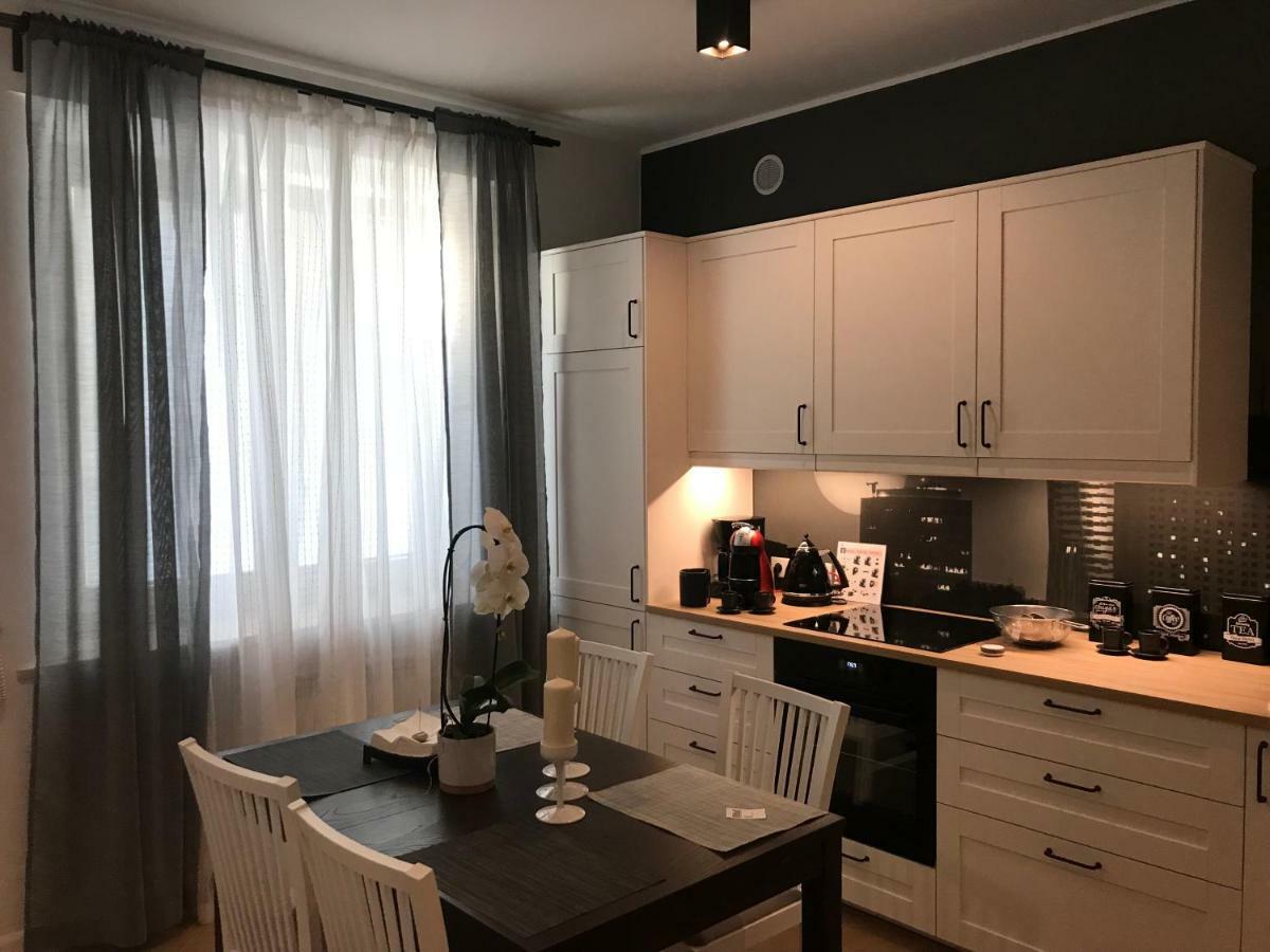 Appartement Stare Miasto Swietojerska 12 Warschau